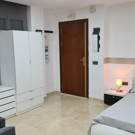 Apartamentos Porvera Jerez Centro Jerez de la Frontera Exterior foto