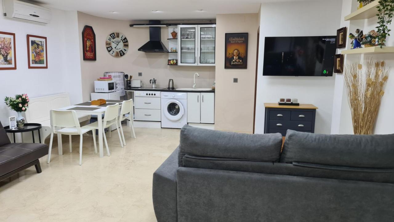 Apartamentos Porvera Jerez Centro Jerez de la Frontera Exterior foto